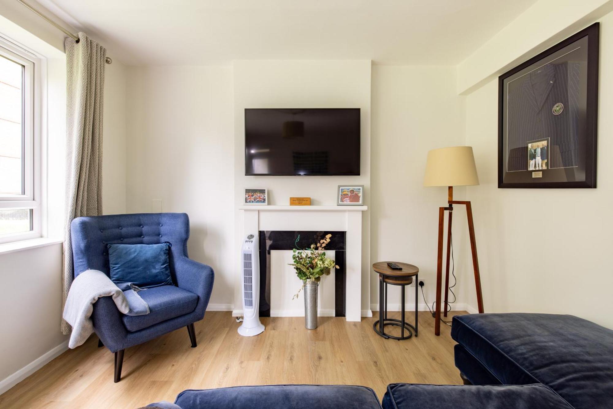 Penthousestays Wimbledon - Chic 2 Bedroom King Bed With Balcony - 2 Mins From Wimbledon Tennis Club And Museum - Aeltc Appartement